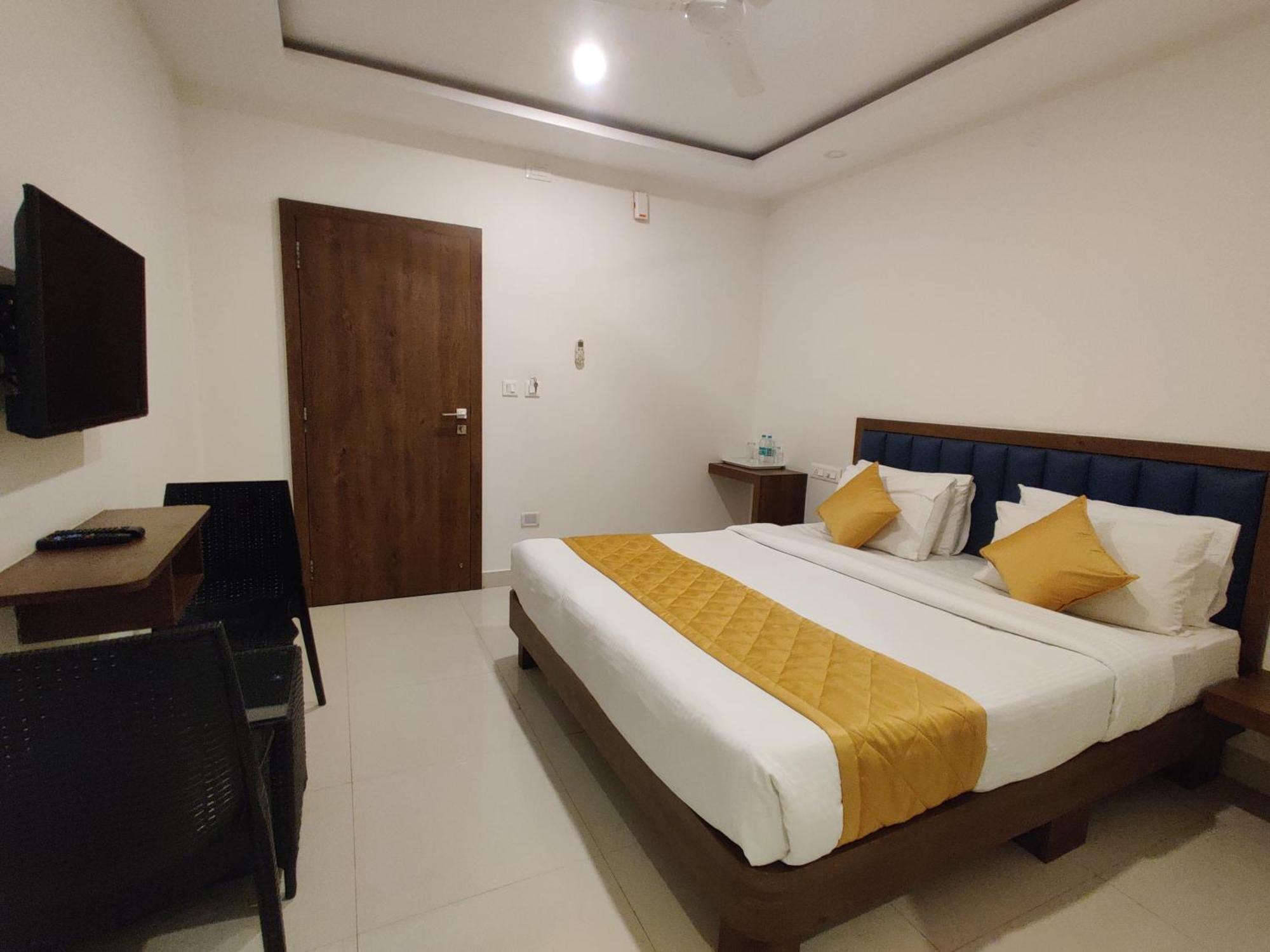 Hotel Airport Regency Devanahalli Esterno foto